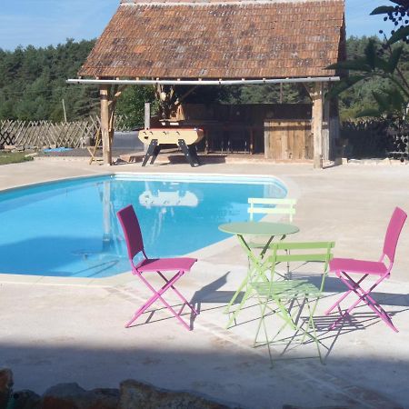 Chambres Sur Domaine Avec Piscine En Pleine Nature Mostuéjouls Exteriör bild